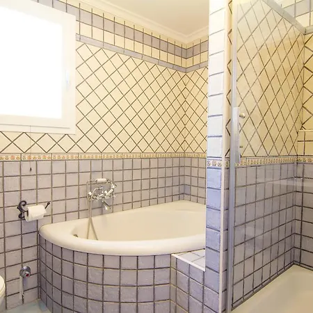 Abahana Villas Rustika Вилла Кальпе
